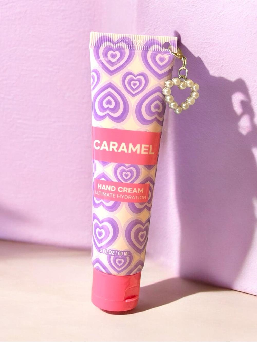 Caramel Hand Cream - Pink & Lavender Heart Design - Picture 1 of 2